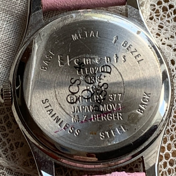 Vintage ELEMENTS Silver Pink Easy To Read Watch Accessories Kids Jewelry - Picture 5 of 8